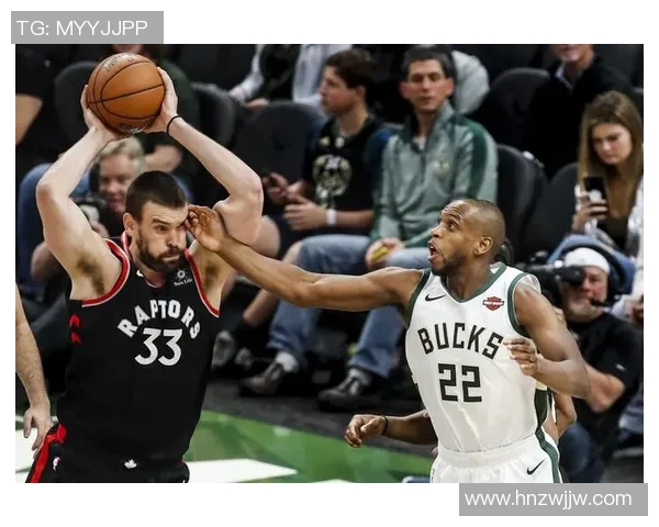 猛龙与雄鹿激战12月10日NBA赛场巅峰对决谁将胜出引发球迷热议