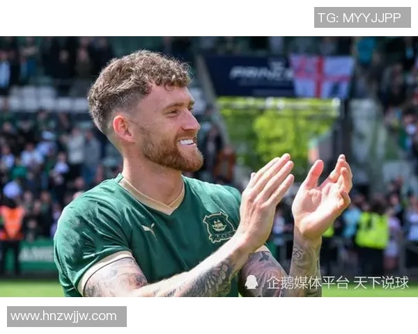 雷丁主场迎战谢周三双方争夺英冠关键积分之战